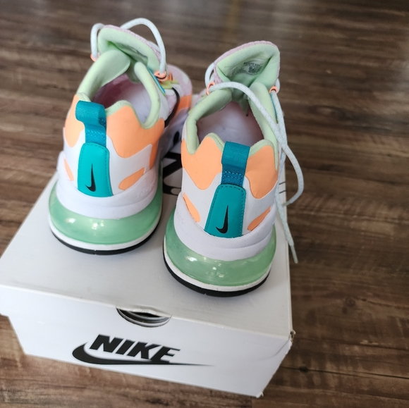 270 Air Max - Picture 4 of 6